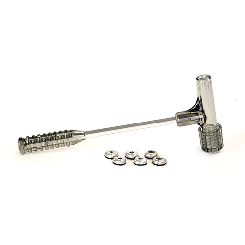 Der Prussia Precision Bullet Puller macht das Ziehen von Geschossen einfach! Mit einem kräftigen Schlag trennst du das Geschoss vom Hülsenmaterial. Drei unterschiedliche Collets sind dabei!